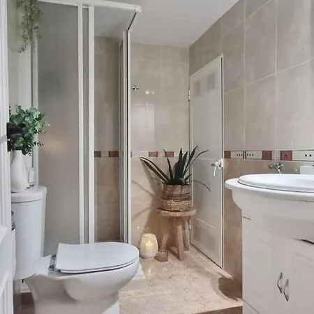 Casa Romina, Semi-detached With Shared Pool Near La Zenia * Orihuela