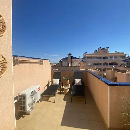 Casa Romina, Semi-detached With Shared Pool Near La Zenia * Orihuela