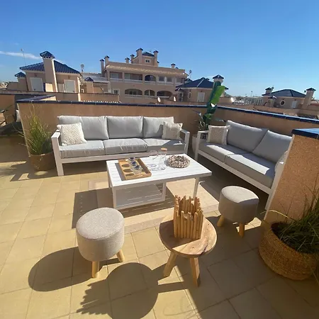 Casa Romina, Semi-detached With Shared Pool Near La Zenia * Orihuela