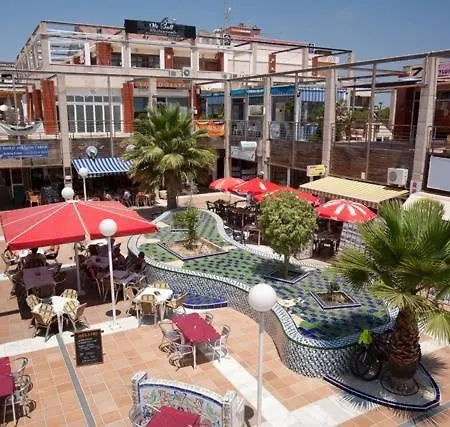 Casa Romina, Semi-detached With Shared Pool Near La Zenia Holiday home *