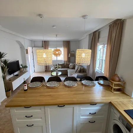 Casa Romina, Semi-detached With Shared Pool Near La Zenia Holiday home